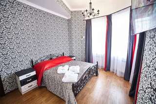 Гостиница Кристалл Кисловодск Улучшенный номер с кроватью размера «king-size»-1